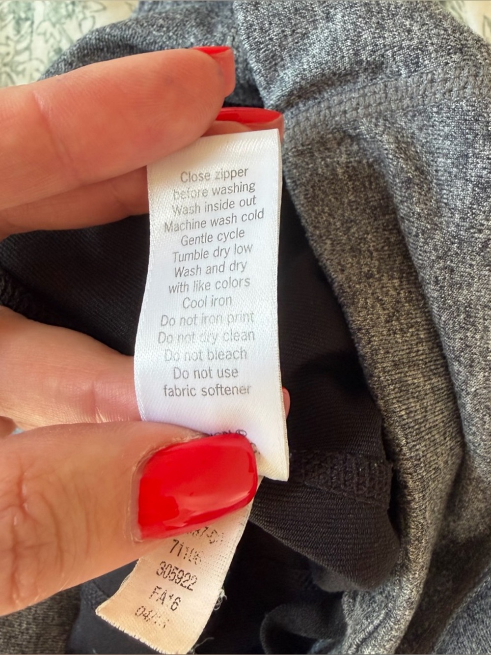 Athleta "Be Free" 2-in-1 Skirted Capri Legging - Picture 12 of 12